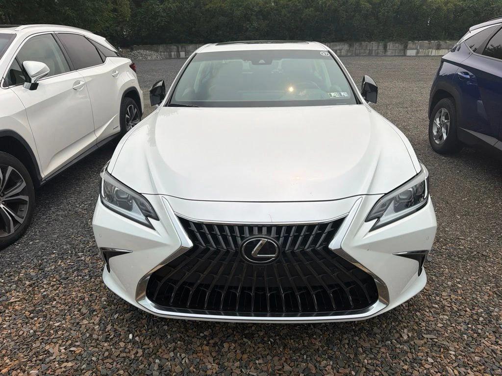 lexus es hybrid 2025 58AEA1C13SU072372 image lexus es hybrid 2025 58AEA1C13SU072372 image